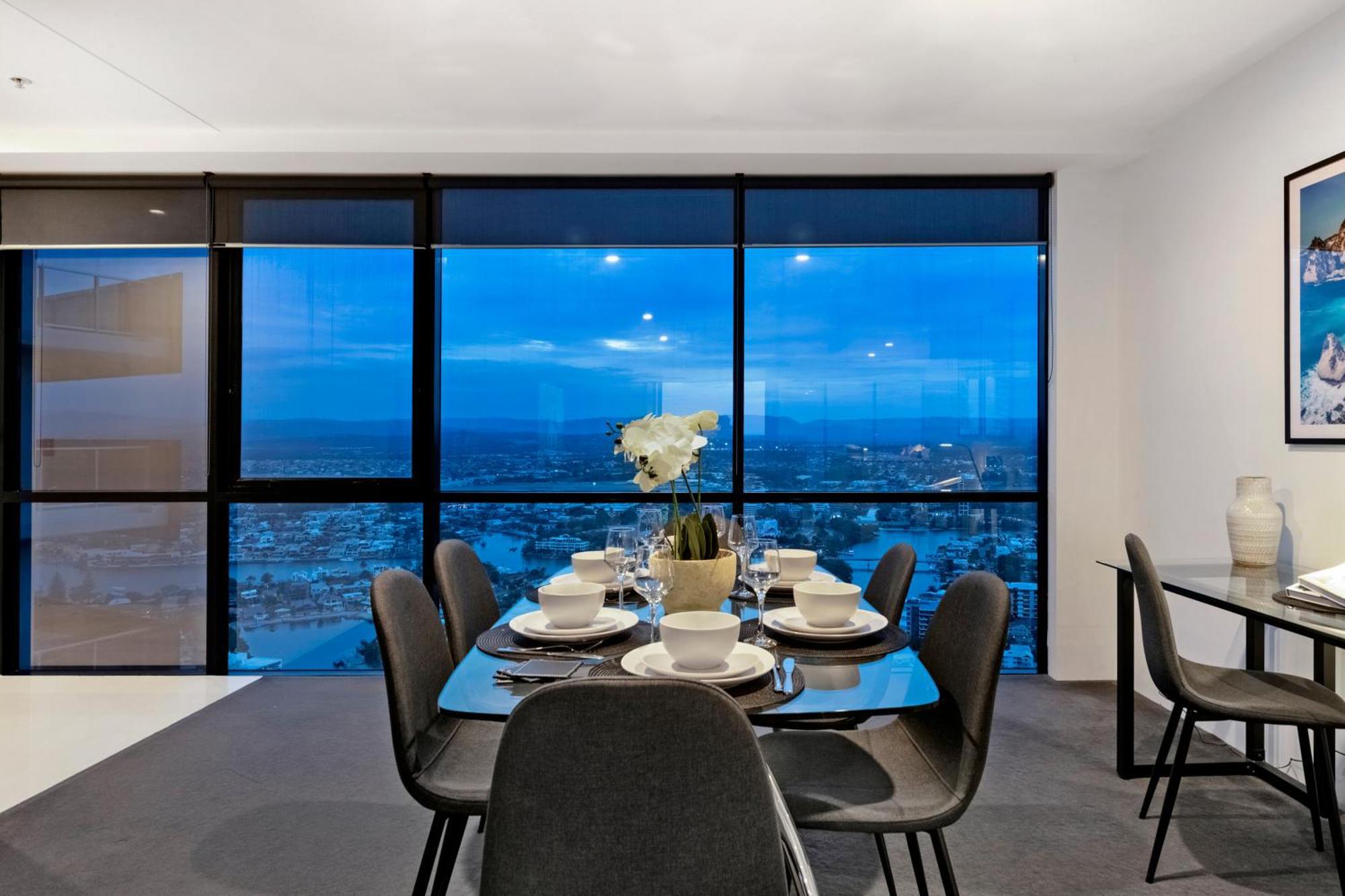 Circle On Cavill - Self Contained & Privately Managed Apartments - Wow Stay غولد كوست المظهر الخارجي الصورة
