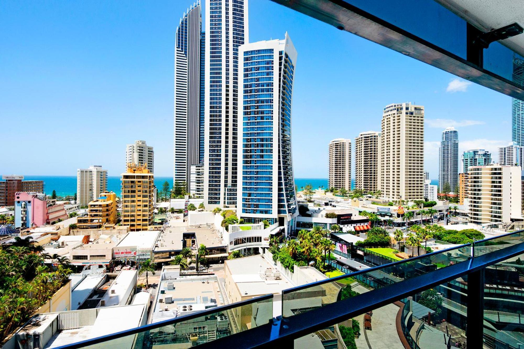 Circle On Cavill - Self Contained & Privately Managed Apartments - Wow Stay غولد كوست المظهر الخارجي الصورة