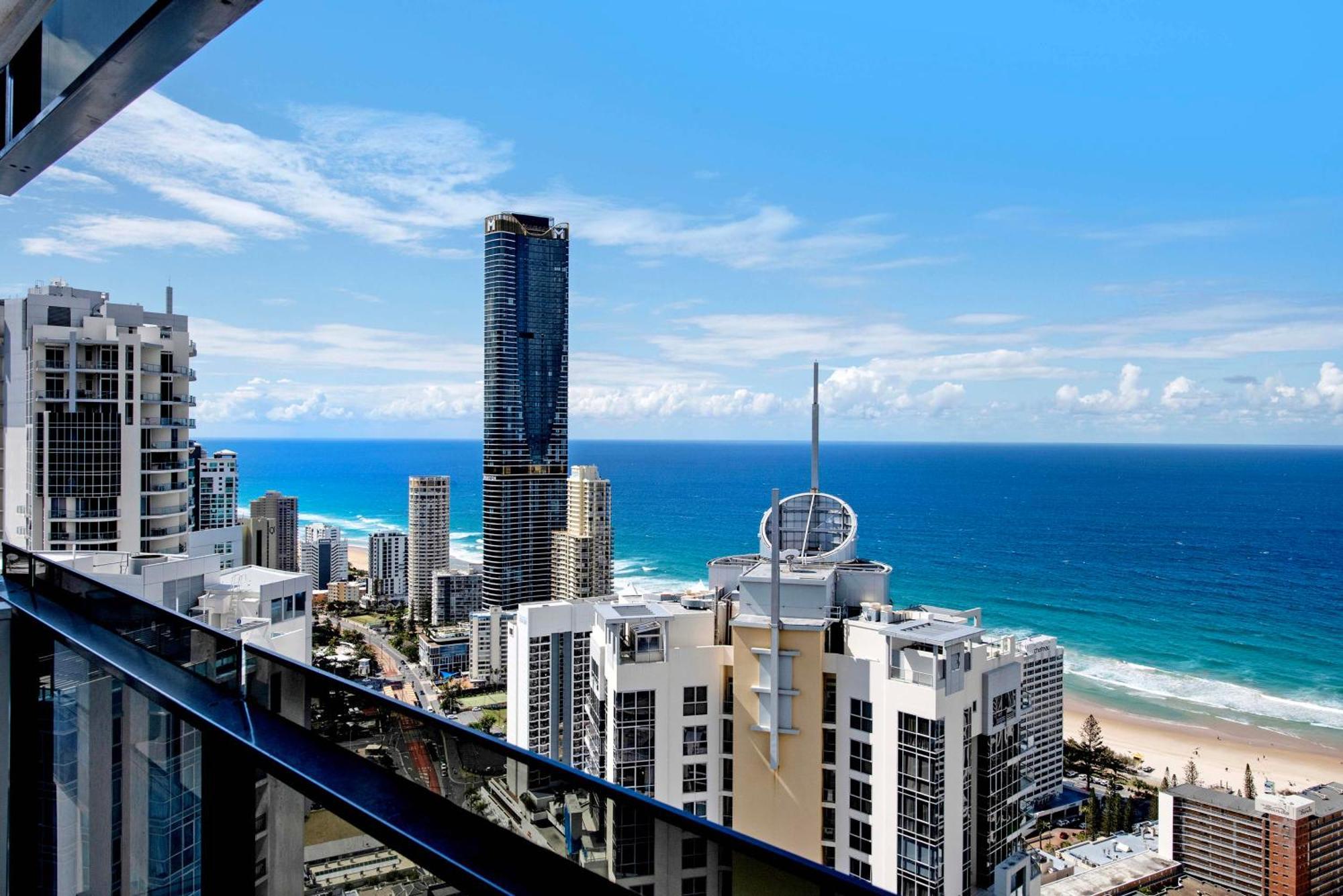 Circle On Cavill - Self Contained & Privately Managed Apartments - Wow Stay غولد كوست المظهر الخارجي الصورة